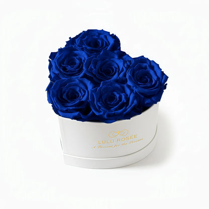 LULU ROSÉE baby heart box klein blue roses white classic box on white background