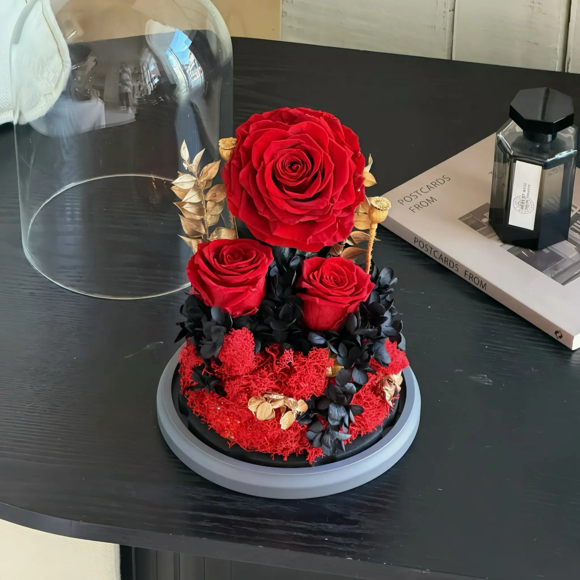 LULU ROSÉE Close-Up of Red Preserved Rose in Glass Dome, Beauty and the Beast Inspired Luxury Flower