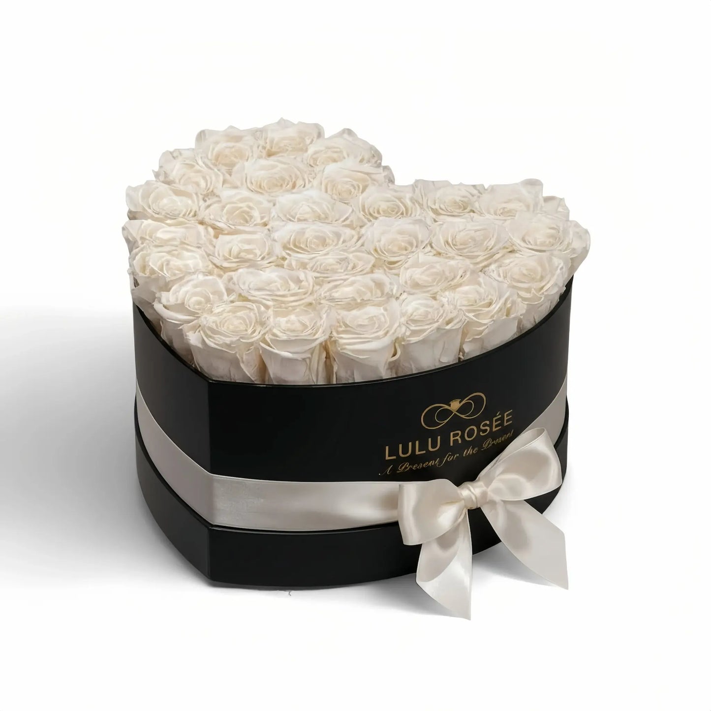 LULU ROSÉE large heart box pearl white roses black classic box on white background