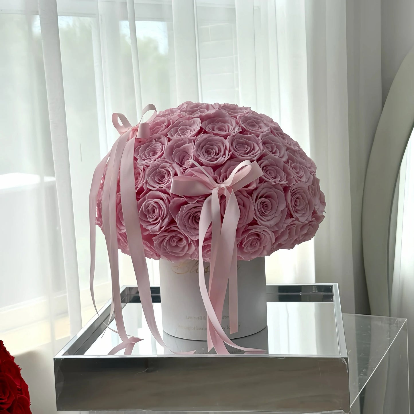 LULU ROSÉE Pink Forever Rose Bucket on Mirror Base, Luxury Preserved Flower Arrangement